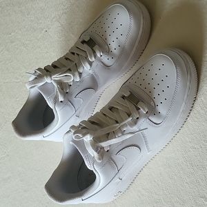 Nike Air force 1 low mens 8.5
